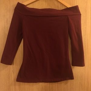 Off the shoulder 3/4 sleeve top
